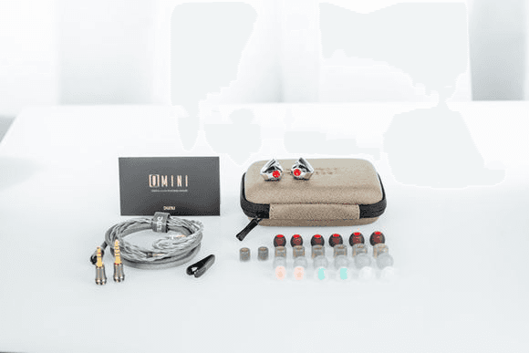 DUNU TITAN S2 — цельнометаллические IEM с мощным драйвером и детальным звучанием