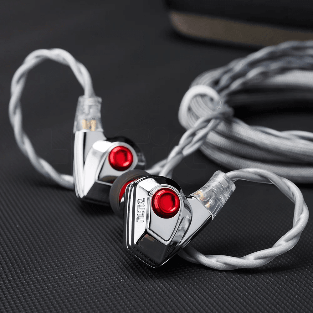 DUNU TITAN S2 — цельнометаллические IEM с мощным драйвером и детальным звучанием - фото 1